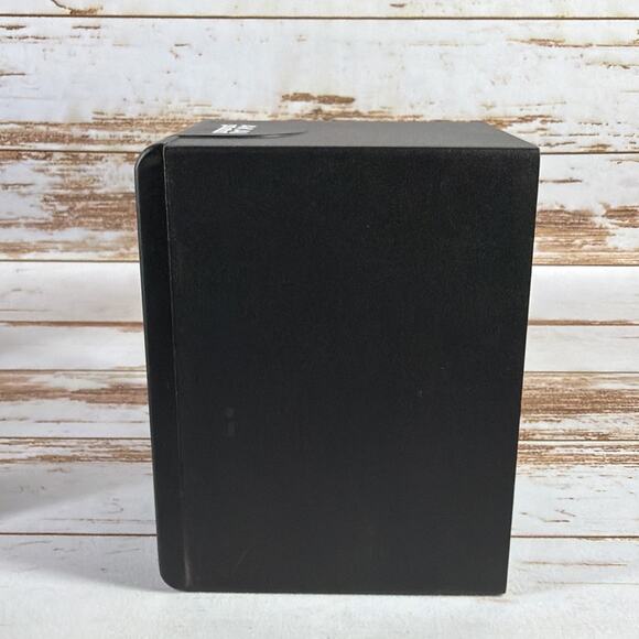 AKAI RPM3 Reference Monitor – Left Speaker Only Tested Working No Cables - Picture 2 of 4